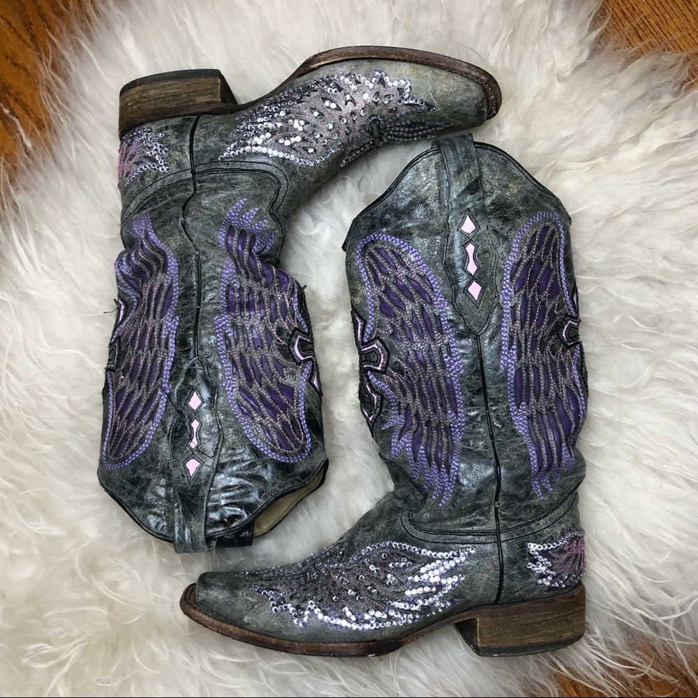 Corral Vintage Women’s Cross And Wings Boots